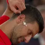 Djokovic y su icónica cruz