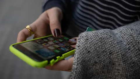 El Gobierno lanza medidas contra estafas telefónicas y por SMS para "aumentar" la protección a consumidores y empresas