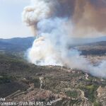 Imagen tomada desde el aire por las unidades helitransportadas delImagen tomada desde el aire por los compañeros de las unidades helitransportadas del Incendio forestal