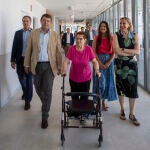 El presidente de la Junta de Castilla y León, Alfonso Fernández Mañueco, visita la nueva Residencia de Mayores San Juan de Sahagún, acompañado por el alcalde de Salamanca, Carlos García Carbayo