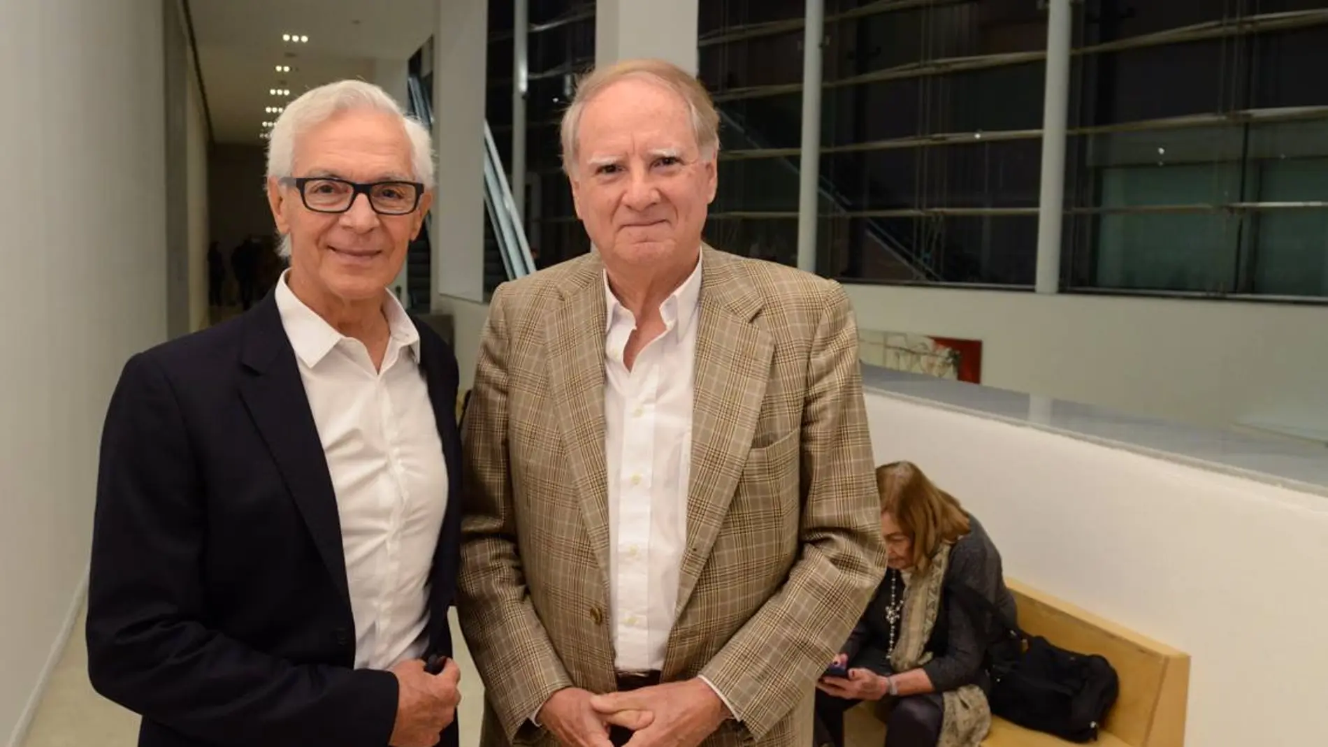 Eduardo Constantini y, a la derecha, Ricardo Esteves