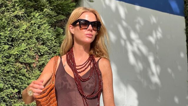 El look de Amelia Bono para un día de playa.
