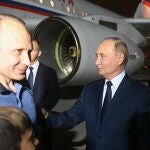 Vladimir Putin recibe en Moscú a los prisioneros liberados