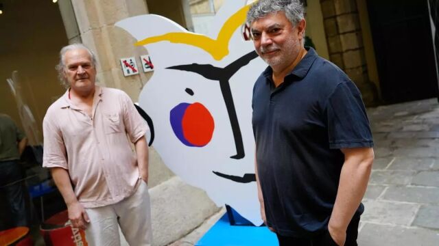 El director del CNTC, Lluis Homar (i) y el director teatral Xavier Alberti (d).