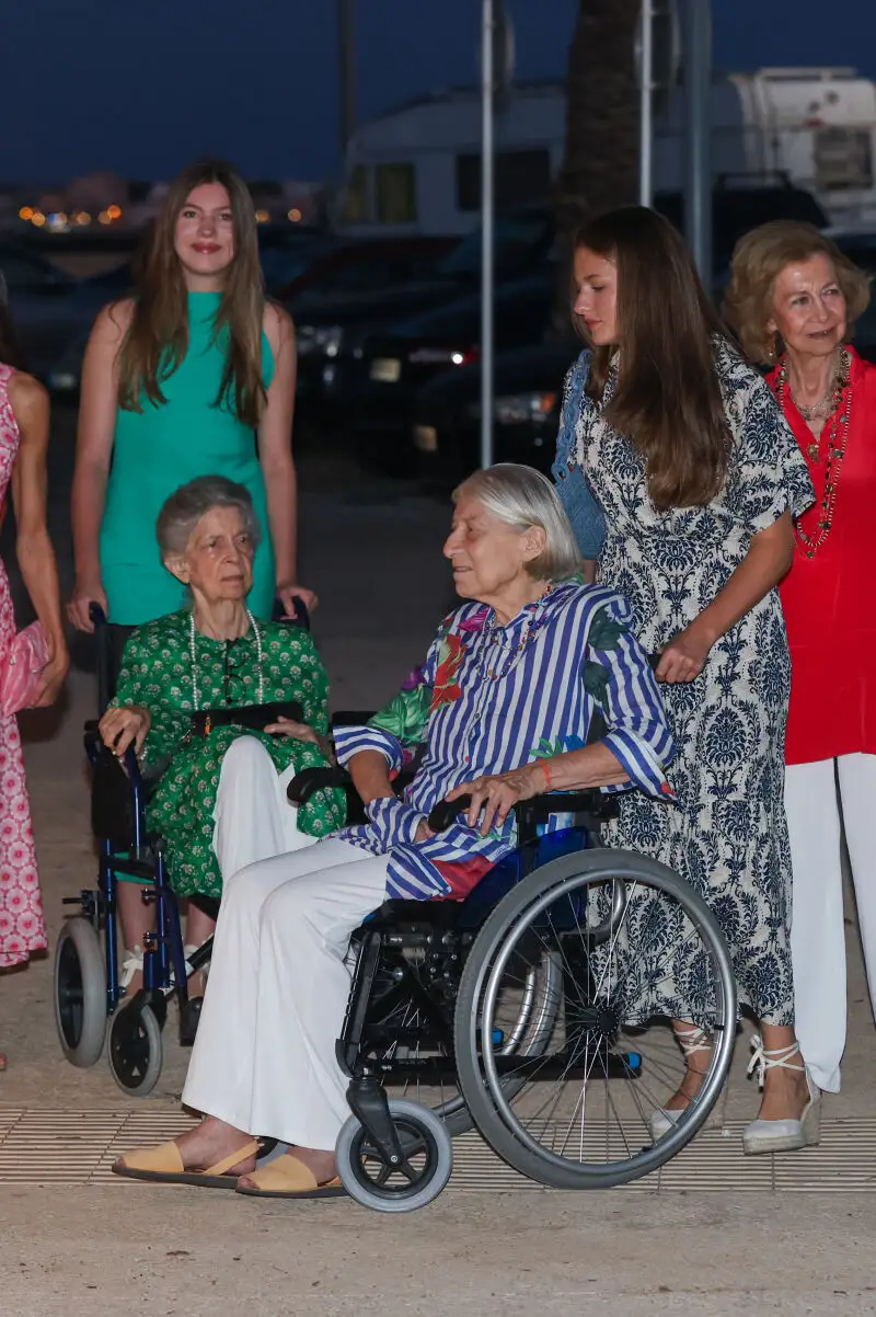 La Familia Real disfruta de una distendida cena durante sus vacaciones en Mallorca