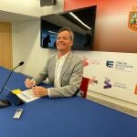 El presidente de la Sociedad ProBurgos, César Barriada, presenta el programa cultural