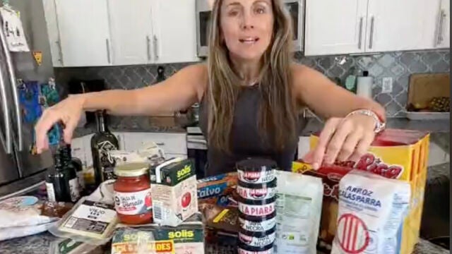 Captura del video de ''nuricalvosn'' en TikTok