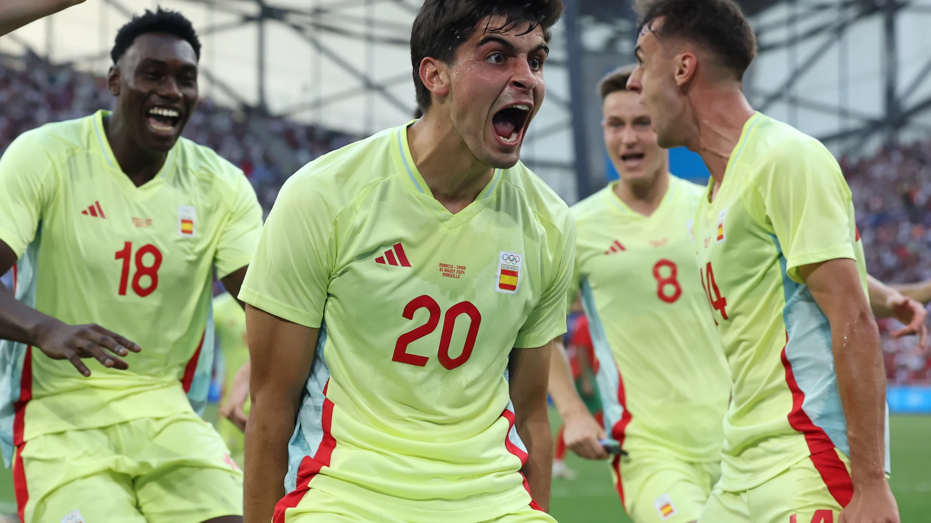 España remonta contra Marruecos (1-2) y asegura una medalla