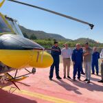 Visita del consejero de Presidencia, Portavocía, Acción Exterior y Emergencias, Marcos Ortuño, a la Base Helitransportada de La Pila.