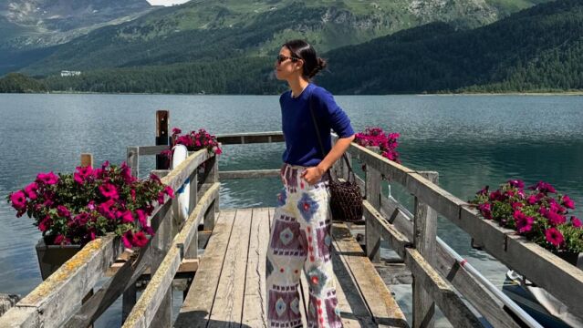 Sassa de Osma con las zapatillas de influencers en Suiza.