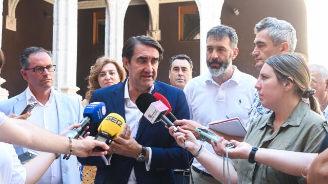 Suárez-Quiñones atiende a la prensa en Peñaranda de Duero