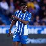 Samu Omorodion con el Alavés