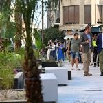 El alcalde de Murcia, José Ballesta, acompañado por el concejal delegado de Desarrollo Urbano y Ciudad Inteligente, José Guillén, y el concejal de Cultura e Identidad, Diego Avilés,
