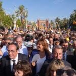 Rull, Borràs, Mas y otros dirigentes marchan hacia el Parlament