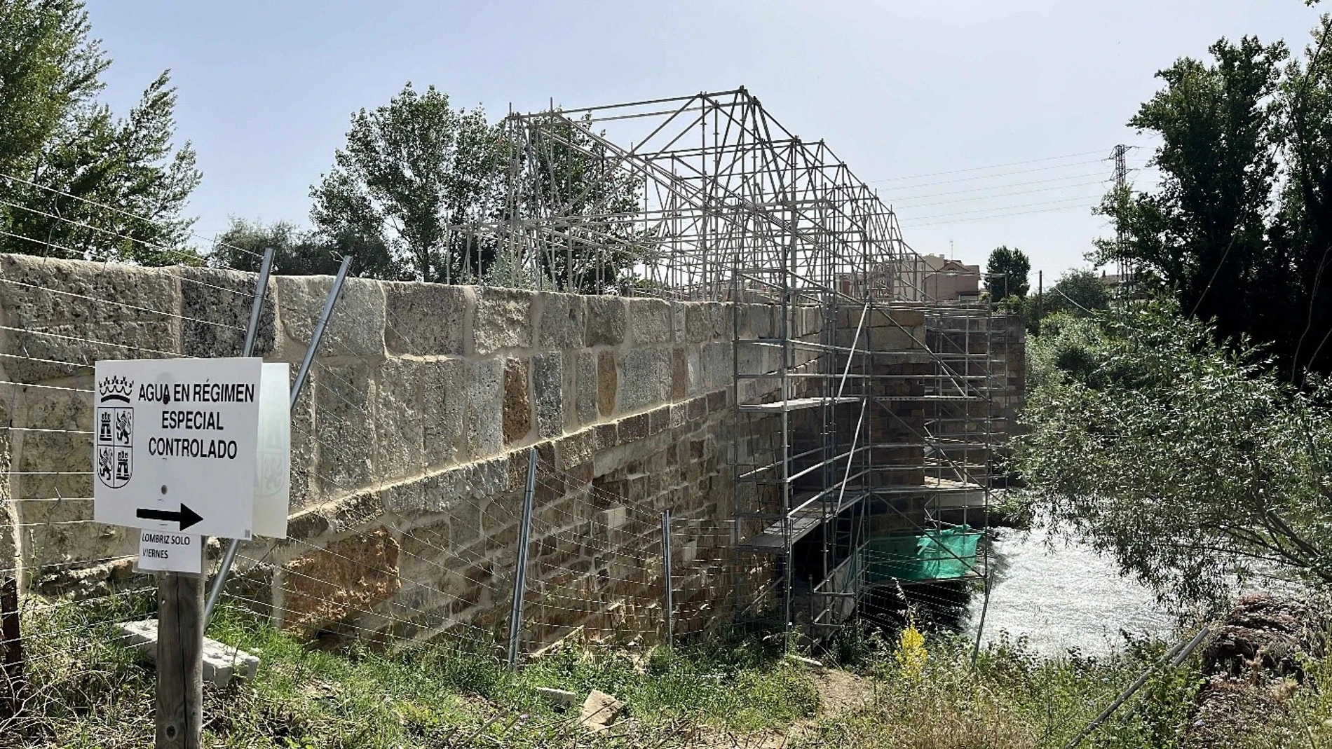 La Junta pone en valor el Puente Canto de la localidad jacobea de Sahagún con una inversión de casi un millón de euros