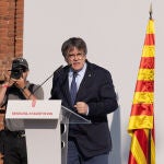 Concentración para recibir al expresidente de la Generalitat Carles Puigdemont en Barcelona