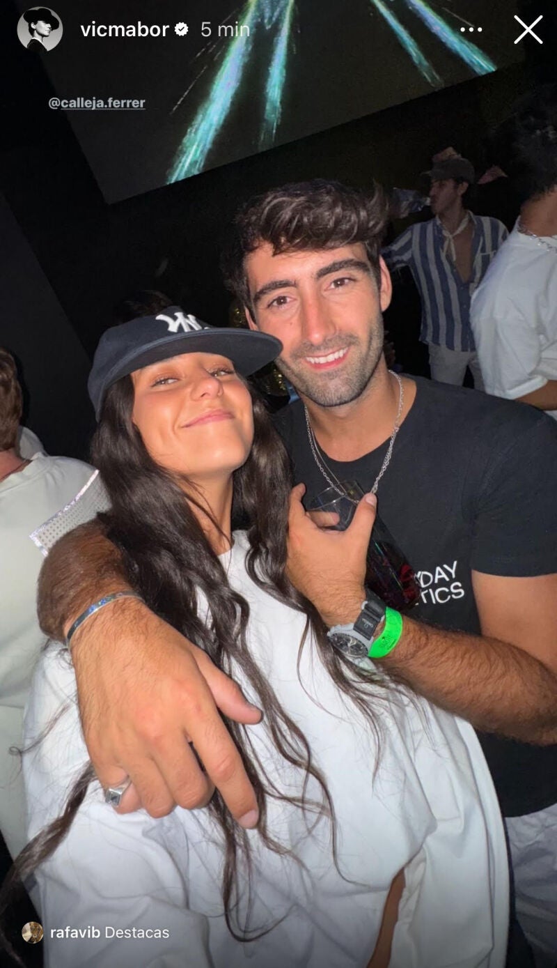 Victoria Federica junto a un amigo.