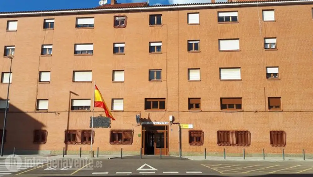 Cuartel de la Guardia Civil en Benavente donde prestaba servicio el agente fallecido