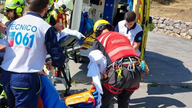 Trasladada en helicóptero desde Tama a Valdecilla una mujer con una embolia pulmonar