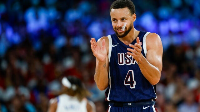 Curry también fue decisivo en la final ante Francia