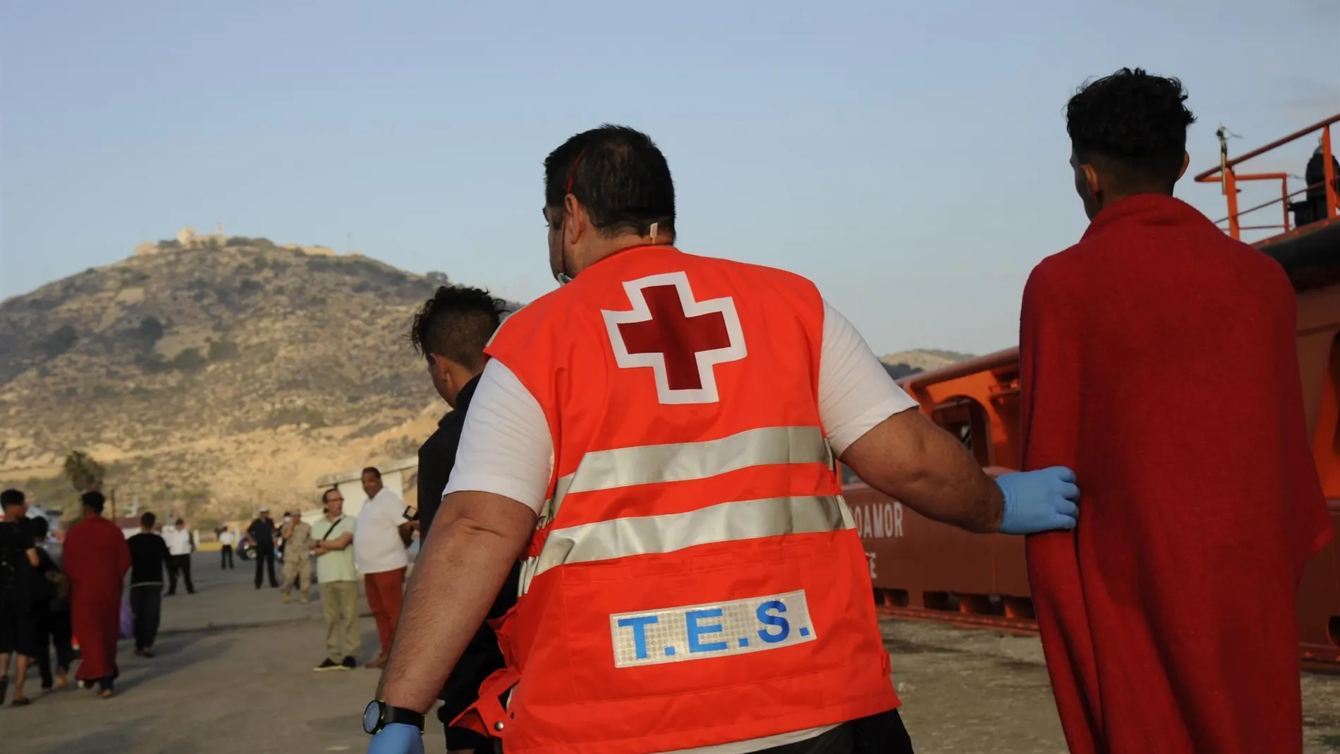 MURCIA.-Sucesos.- Interceptan dos pateras con 13 personas a bordo, dos de ellas menores, en la costa de la Región de Murcia