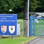 La entrada a la base militar cercana a Colonia (Alemania)