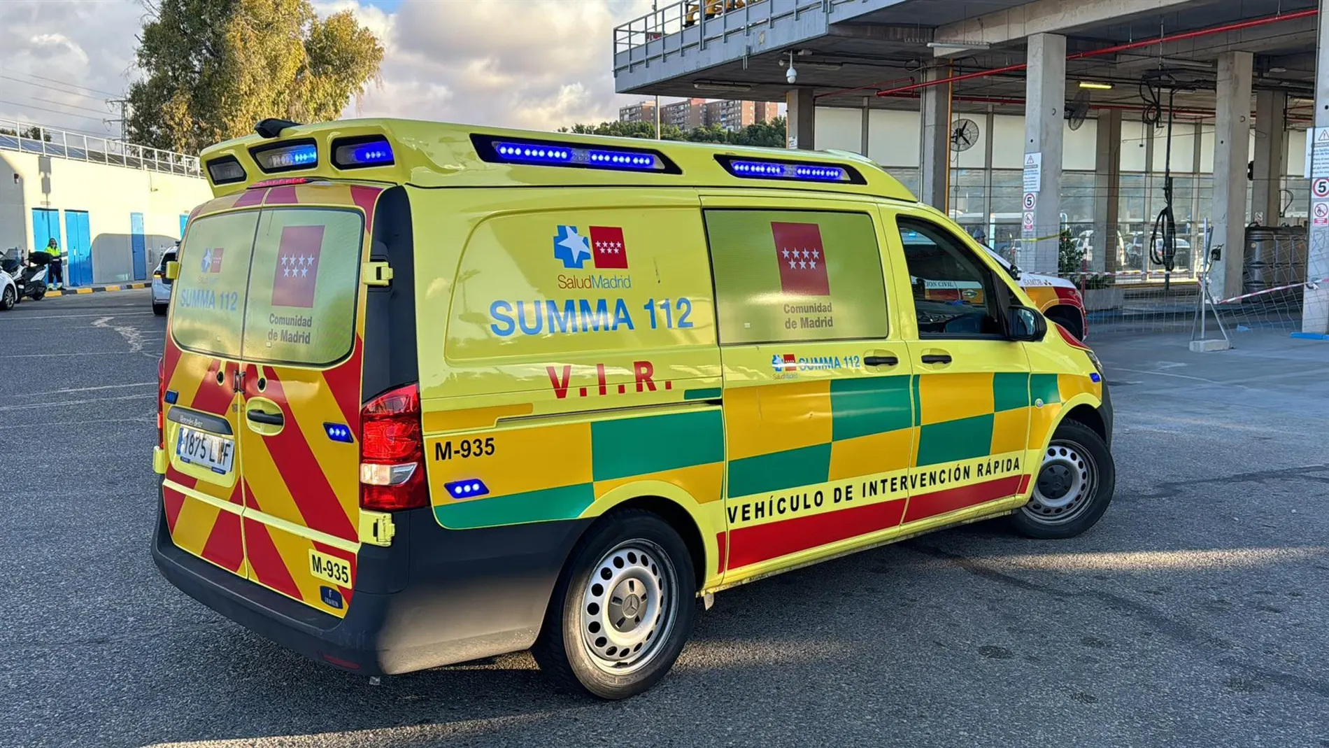 MADRID.-Sucesos.- Herido grave un trabajador aplastado tras ser arrollado por un vehículo de empresa, en San Fernando de Henares