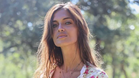 Sara Carbonero con vestido bohemio.