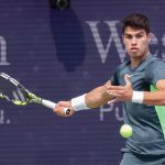 AMP.- Tenis/Cincinnati.- Carlos Alcaraz no pasa de su aplazado debut y Paula Badosa sigue lanzada en Cincinnati