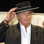 Muere Alain Delon, mito del cine francés, a los 88 años