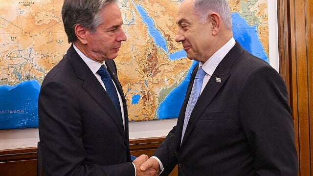 Antony Blinken, junto al primer ministro israelí, Benjamin Netanyahu