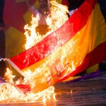 Quema de una bandera española