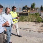  visita de Borja Carabante y Juan Peña al Centro Deportivo Municipal de Barajas. David Jar