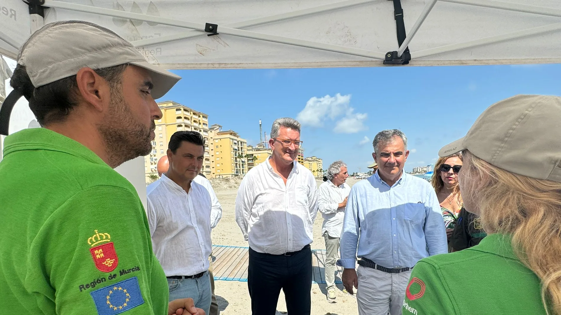 El conseller Martínez Mus se reúne con el consejero de Medio Ambiente de la Región de Murcia para formalizar la colaboración de ambas comunidades en la recuperación y conservación del medio ambiente
