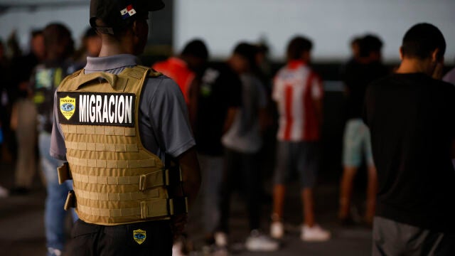 Inmigrantes deportados de los Estados Unidos llegan a Panamá