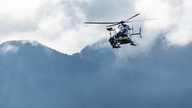 Mueren dos alpinistas vascos tras caerse en la cima del Mont Blanc, en Los Alpes