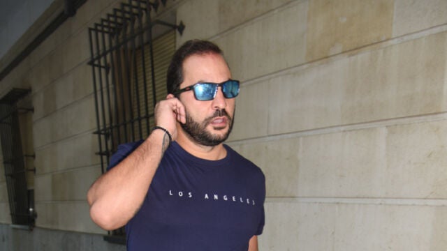 Antonio Tejado llegando a los Juzgados de Sevilla