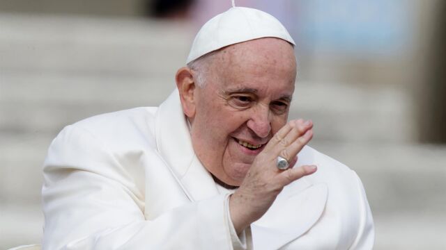 El Papa critica a los cristianos que difunden "el hedor de su pecado"