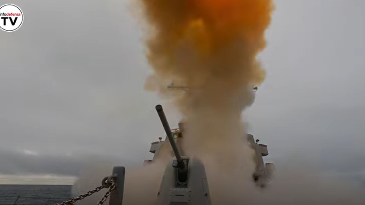 駆逐艦オスカー・オースティン、ロタ島への配備を強化するために米海軍に選ばれた