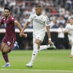 Mbappé, en su estreno en el Bernabéu ante el Valladolid