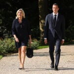 Macron holds second day of consultations with political groups leaders to appoint new prime minister