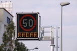 En España hay más de 1.000 radares entre fijos y móviles, colocados en las distintas carreteras y vías españolas