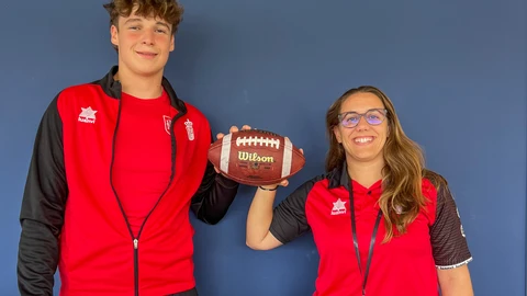 Iván "Terry" López y Mónica Rafeca, los quarterbacks de las selecciones masculina y femenina de football flag que estarán en el Mundial