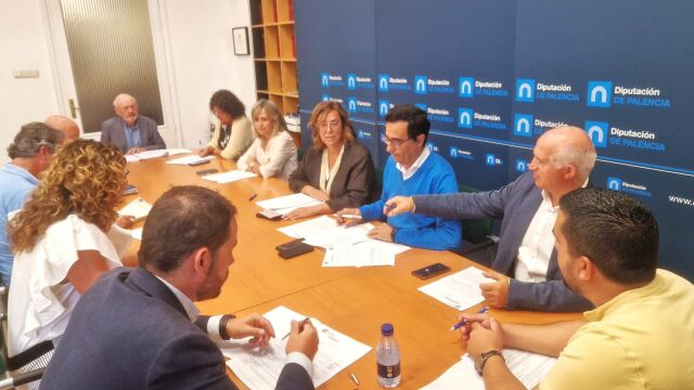 Junta de Gobierno de la Diputación de Palencia, presidida por Ángeles Armisén