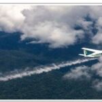 Avioneta durante la siembra de nubes en Marruecos