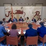 El Govern de Salvador Illa celebra su segunda reunión, la primera después de vacaciones, en un momento en el que todavía se están nombrando altos cargos para reconfigurar la administración.