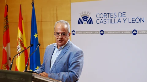 El portavoz de Sanidad del Grupo Parlamentario Popular de las Cortes de Castilla y León, José María Sánchez, durante la rueda de prensa
