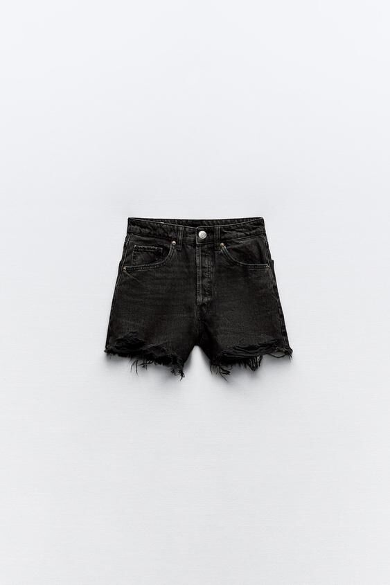 Shorts desflecados.