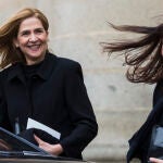 La Infanta Cristina y Alexia de Grecia en la Misa conmemorativa por el 25 aniversario de la muerte de don Juan de Borbón, 