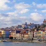 Panorámica de la ciudad de Oporto, Portugal